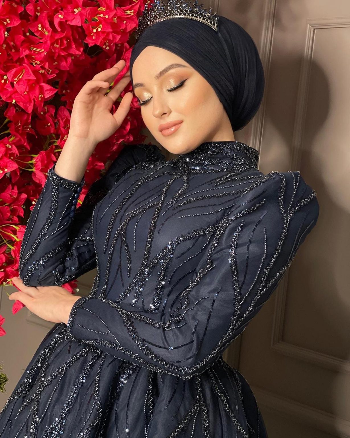 Gece Işıltısı Simli Nişanlık - Görsel 2