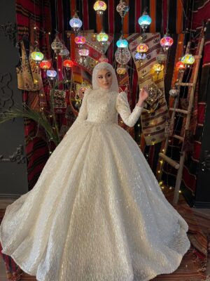 Hira Boncuk İşlemeli Tesettür Gelinlik
