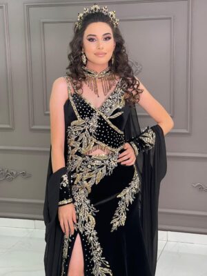 Lina Siyah Kadife Nişanlık